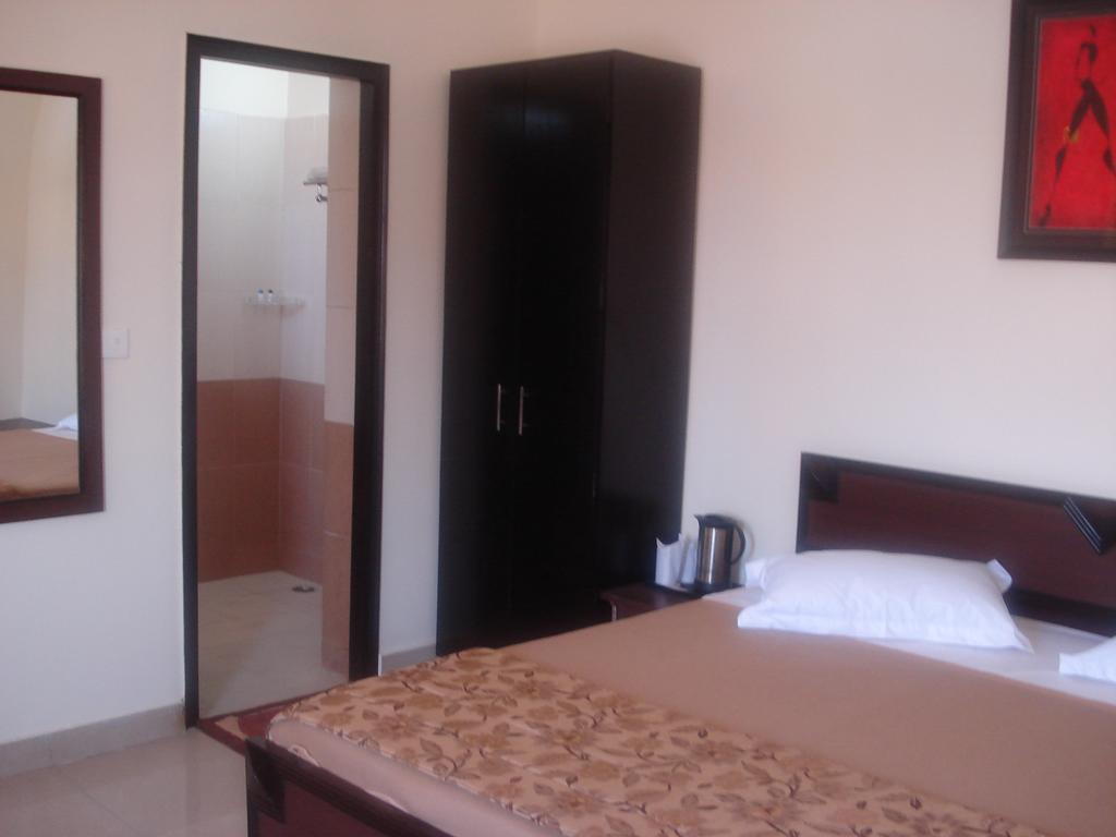 Hotel Utsav Dehradun Dış mekan fotoğraf