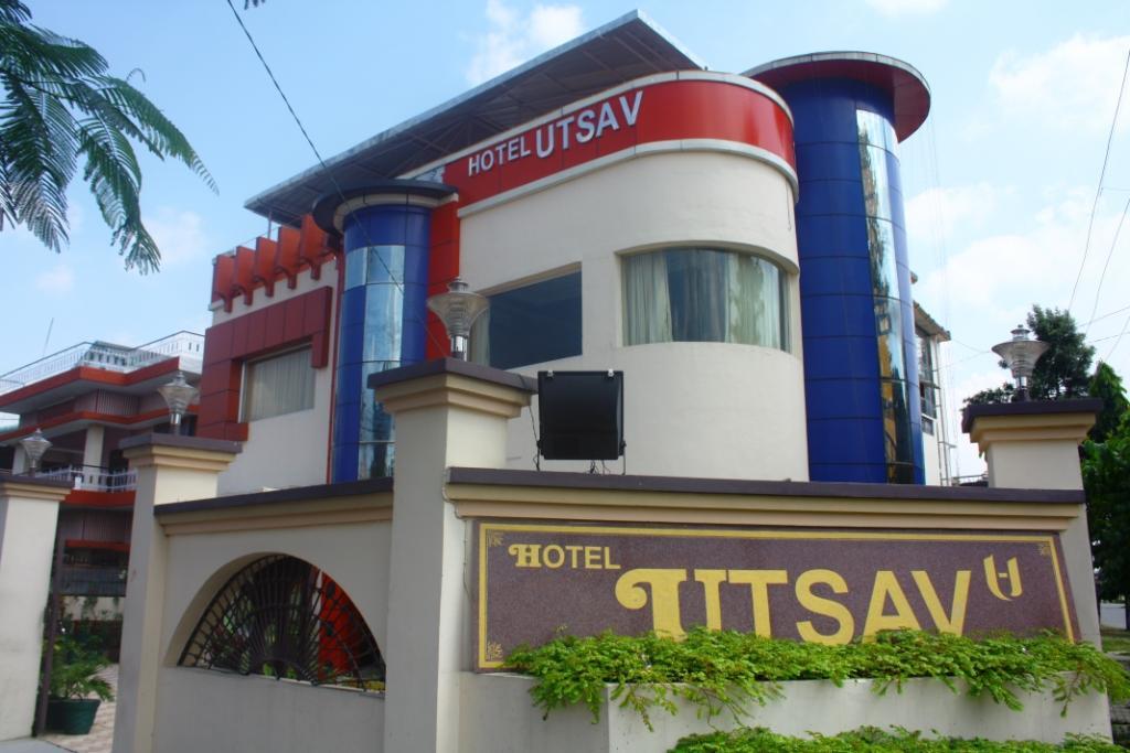 Hotel Utsav Dehradun Dış mekan fotoğraf