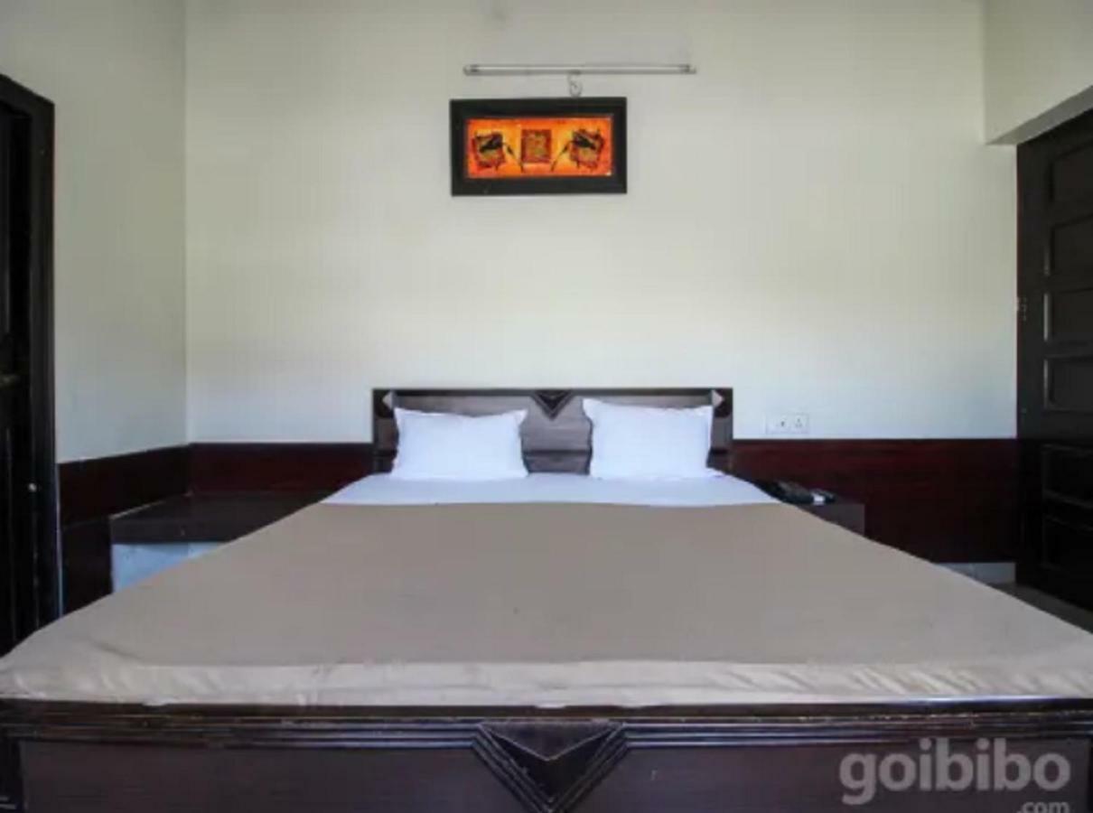 Hotel Utsav Dehradun Dış mekan fotoğraf